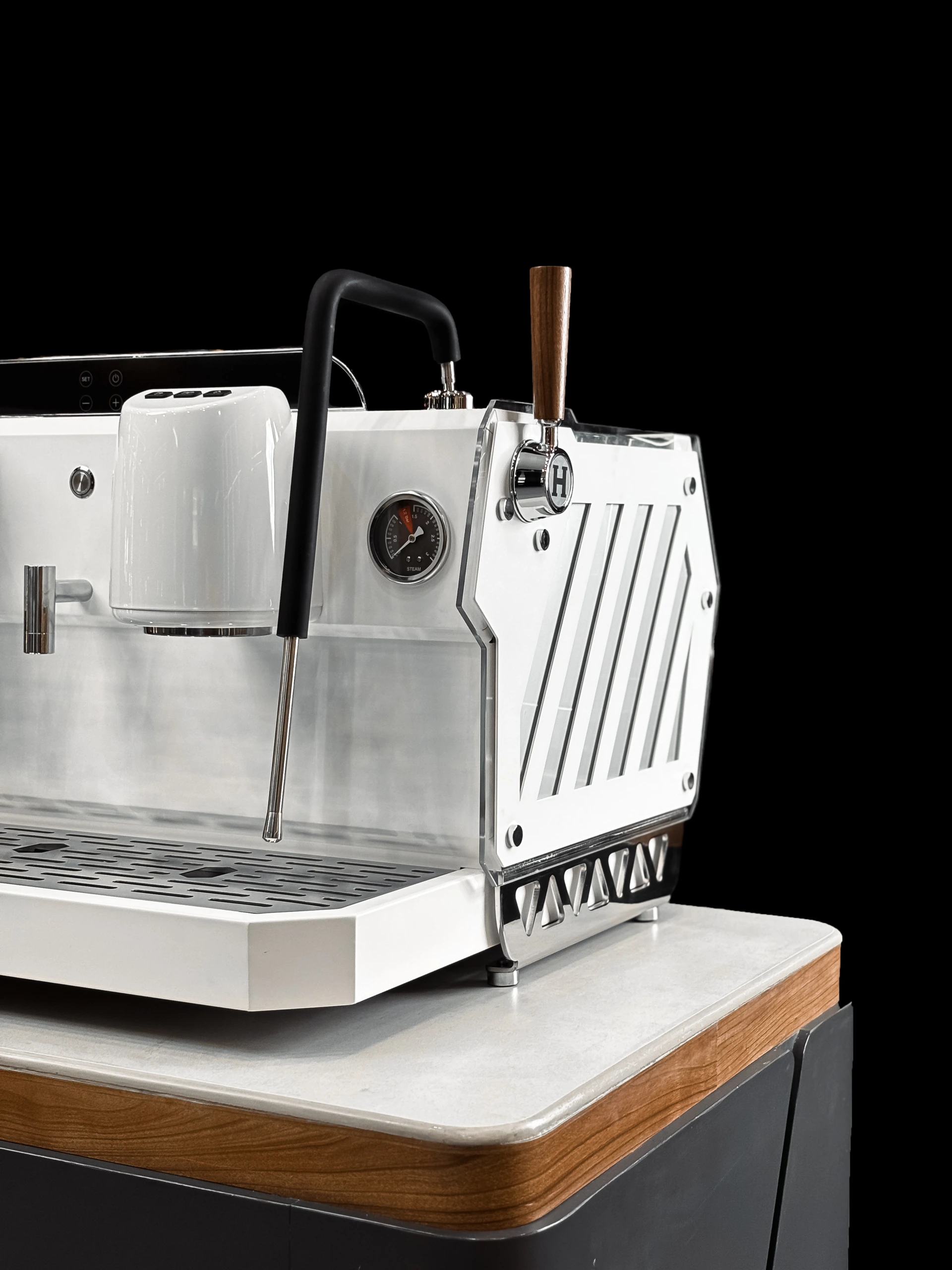 Steam powerful Hambach untuk cafe sibuk