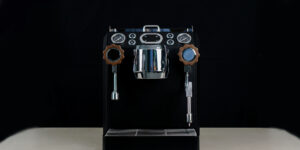 Hambach Falcon mesin kopi espresso 1 group warna hitam dengan fitur auto steam.