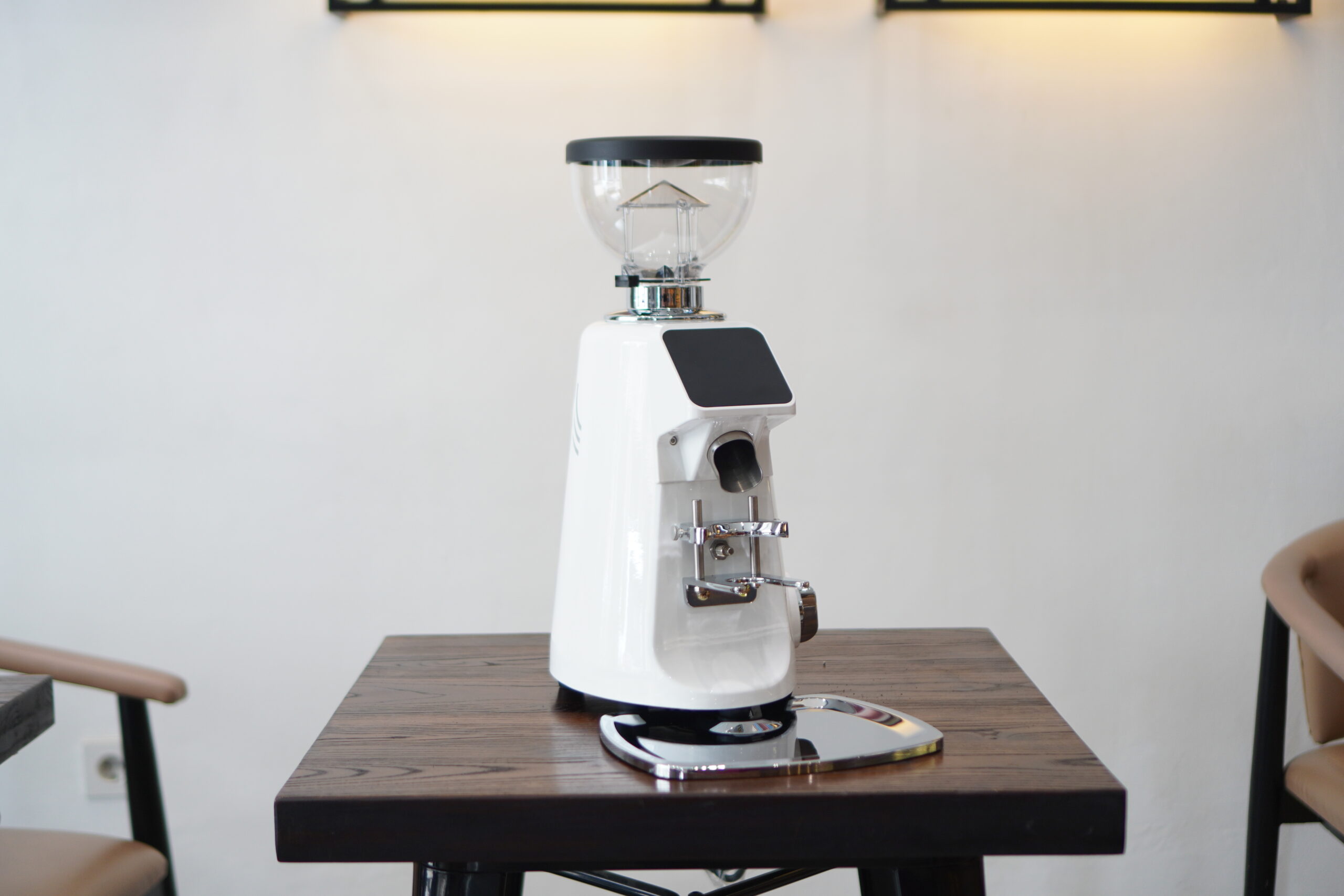 Maquinos E75T Mini Putih