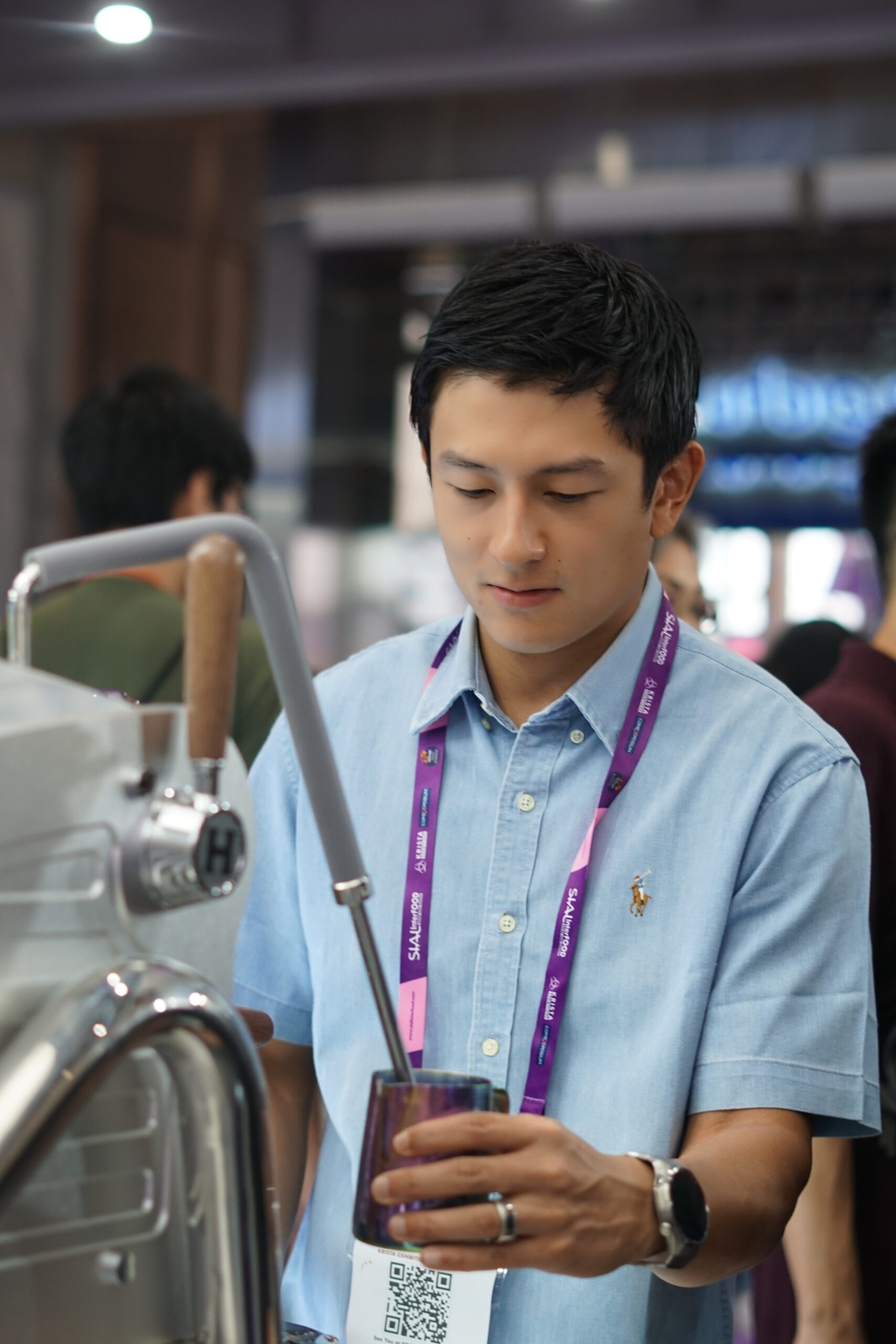 Rio Haryanto mampir ke booth Scuro Interfood 2025